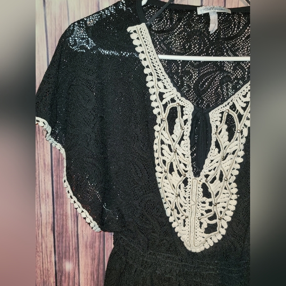 Minime - Size Small - Sheer Black Lace Top with Crochet/Bead Detailing - EUC - Picture 5 of 10